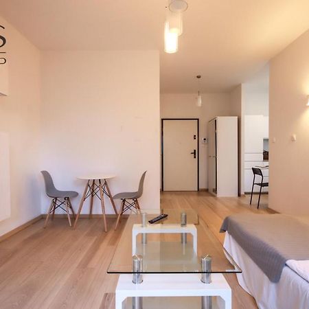 Apartament W Scislym Centrum Miasta, Rakowicka Krakau Exterior foto